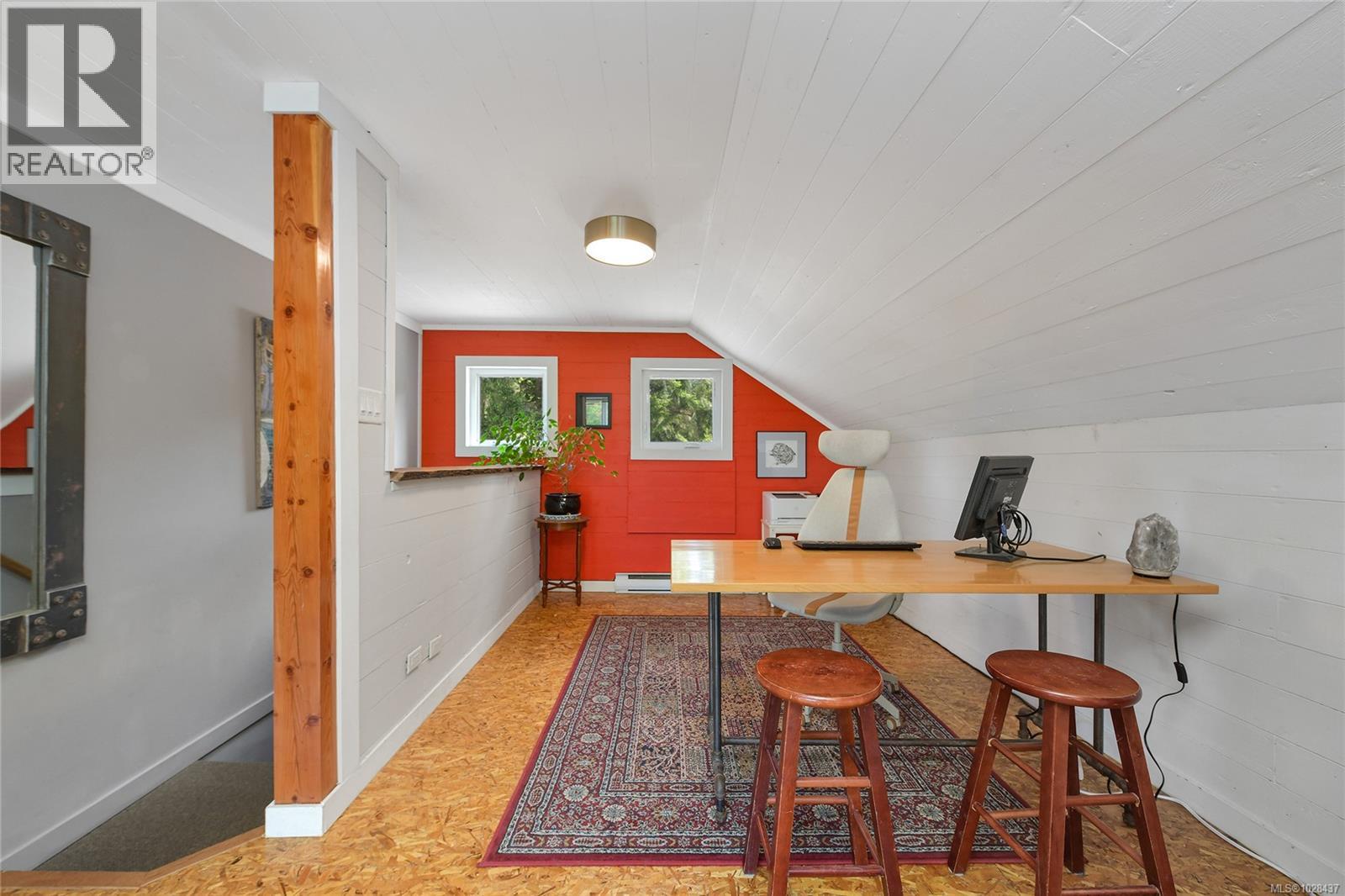  454 Village Bay Road, Mayne Island