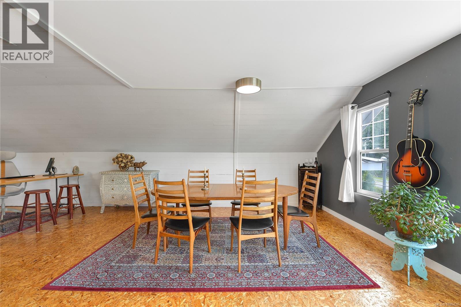  454 Village Bay Road, Mayne Island