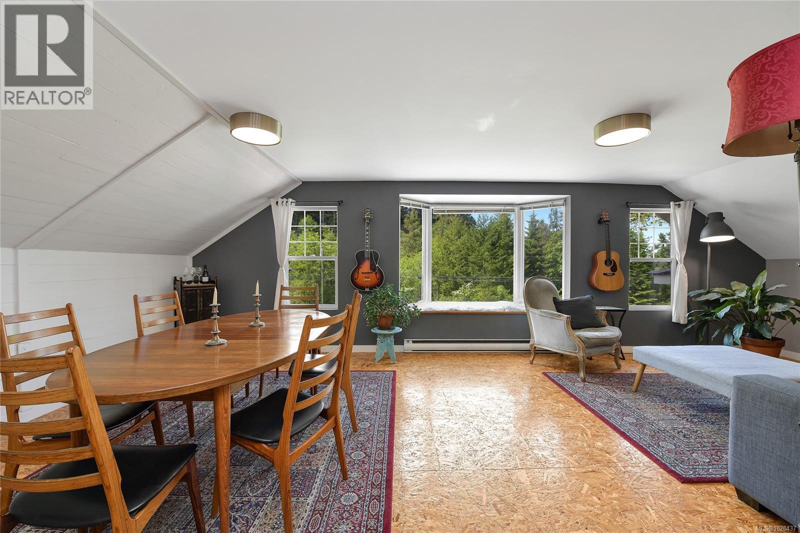  454 Village Bay Road, Mayne Island