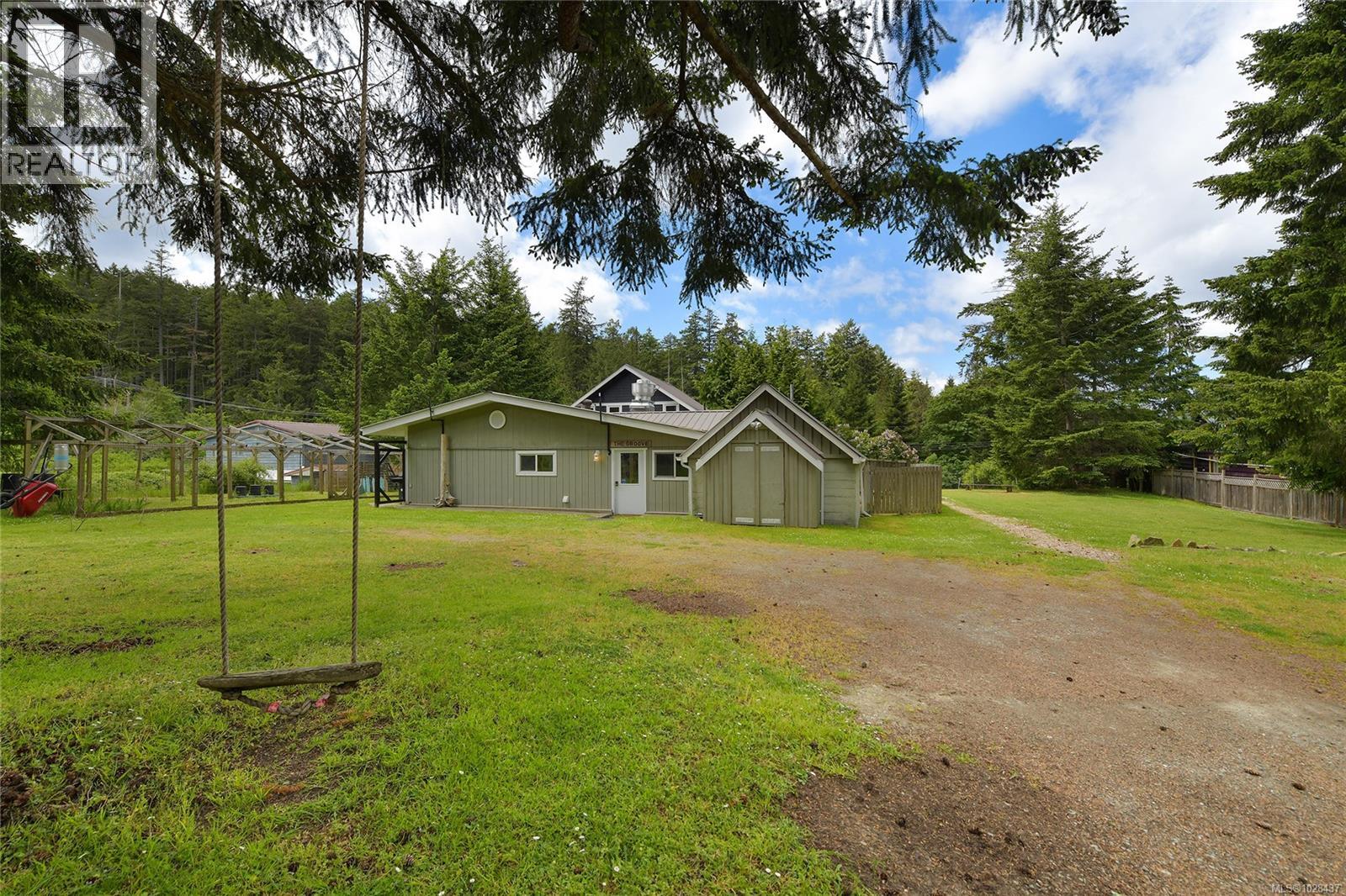  454 Village Bay Road, Mayne Island