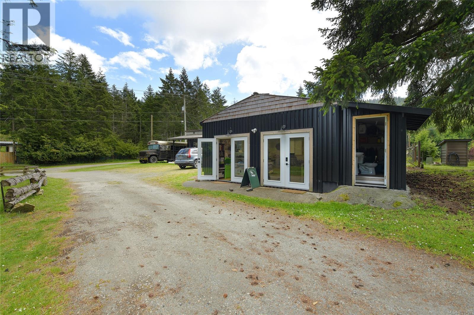  454 Village Bay Road, Mayne Island