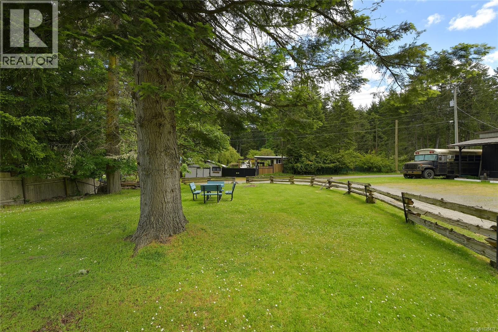  454 Village Bay Road, Mayne Island