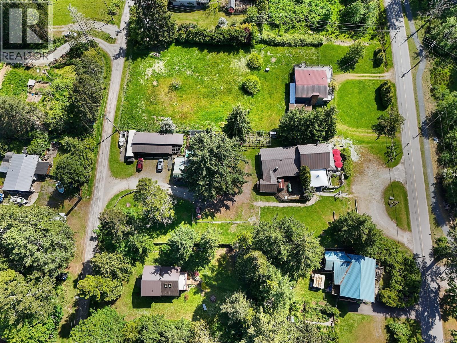  454 Village Bay Road, Mayne Island