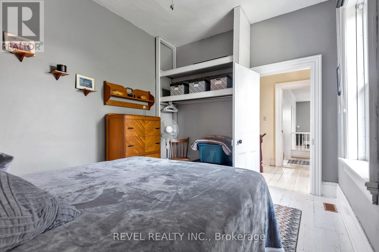 351 HEDGE ROAD - 42