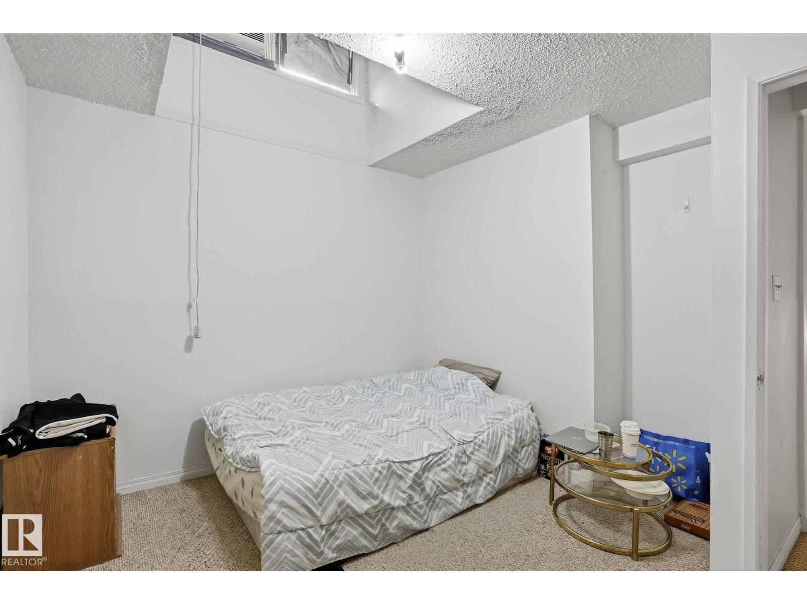 #16B 18305 89 AV NW - 11