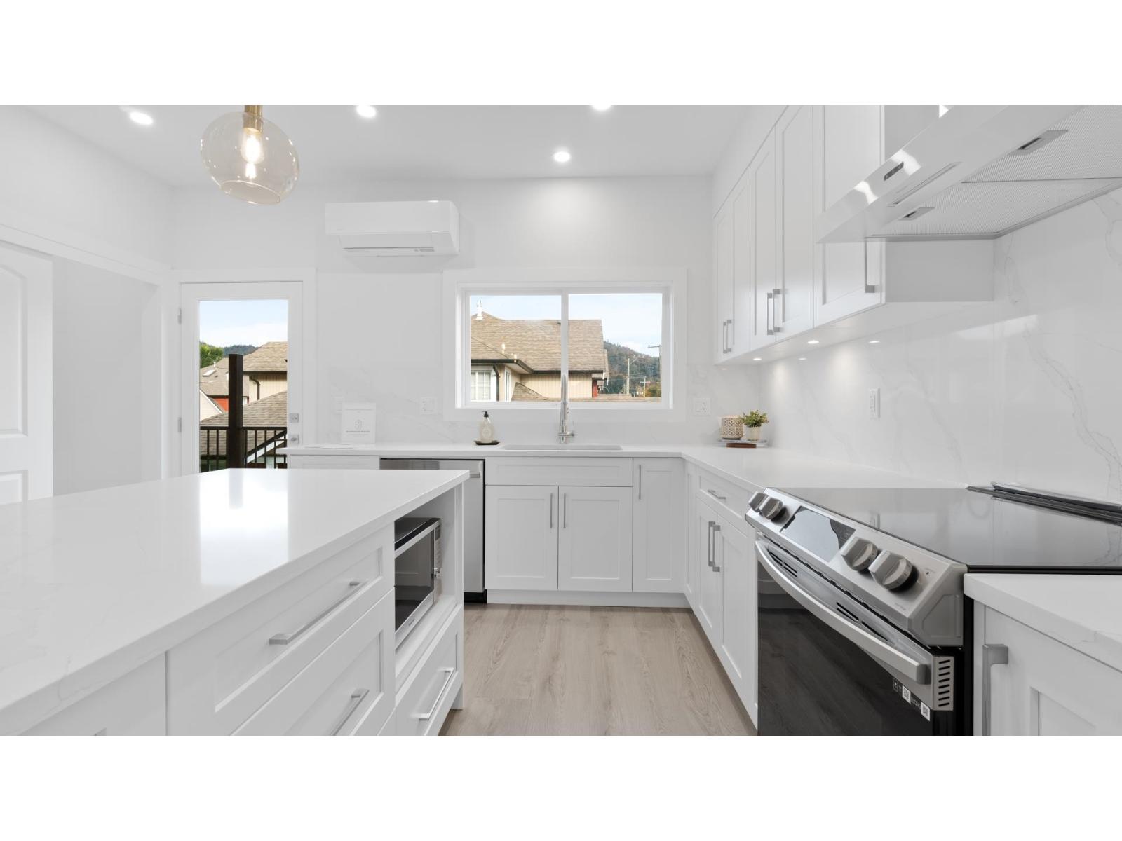 6 1655 AGASSIZ ROSEDALE NO 9 HIGHWAY, Agassiz, Agassiz