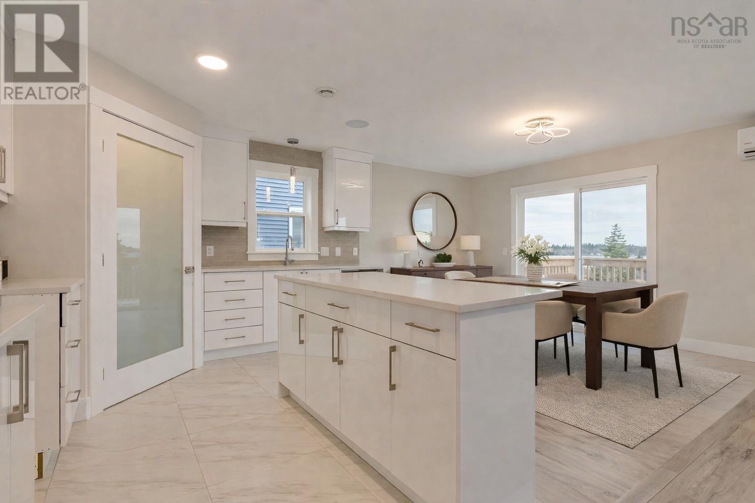 Property 24 of 47 of 2039 119 Flatrock Crescent