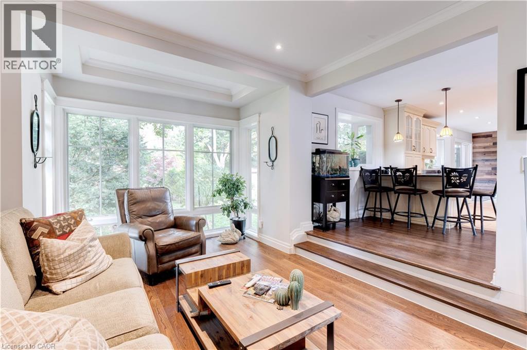 4391 LAKESHORE ROAD - 17