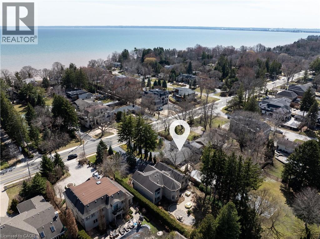 4391 LAKESHORE ROAD - 41