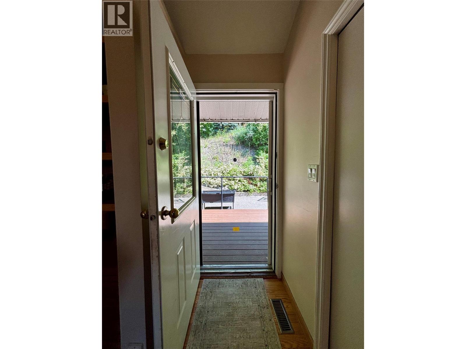 3855 Turner Road, Tappen