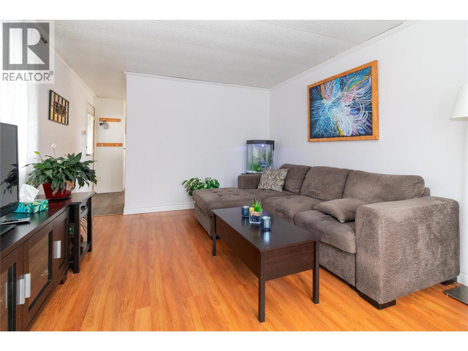 141 3745 Lakeshore Road, Kelowna