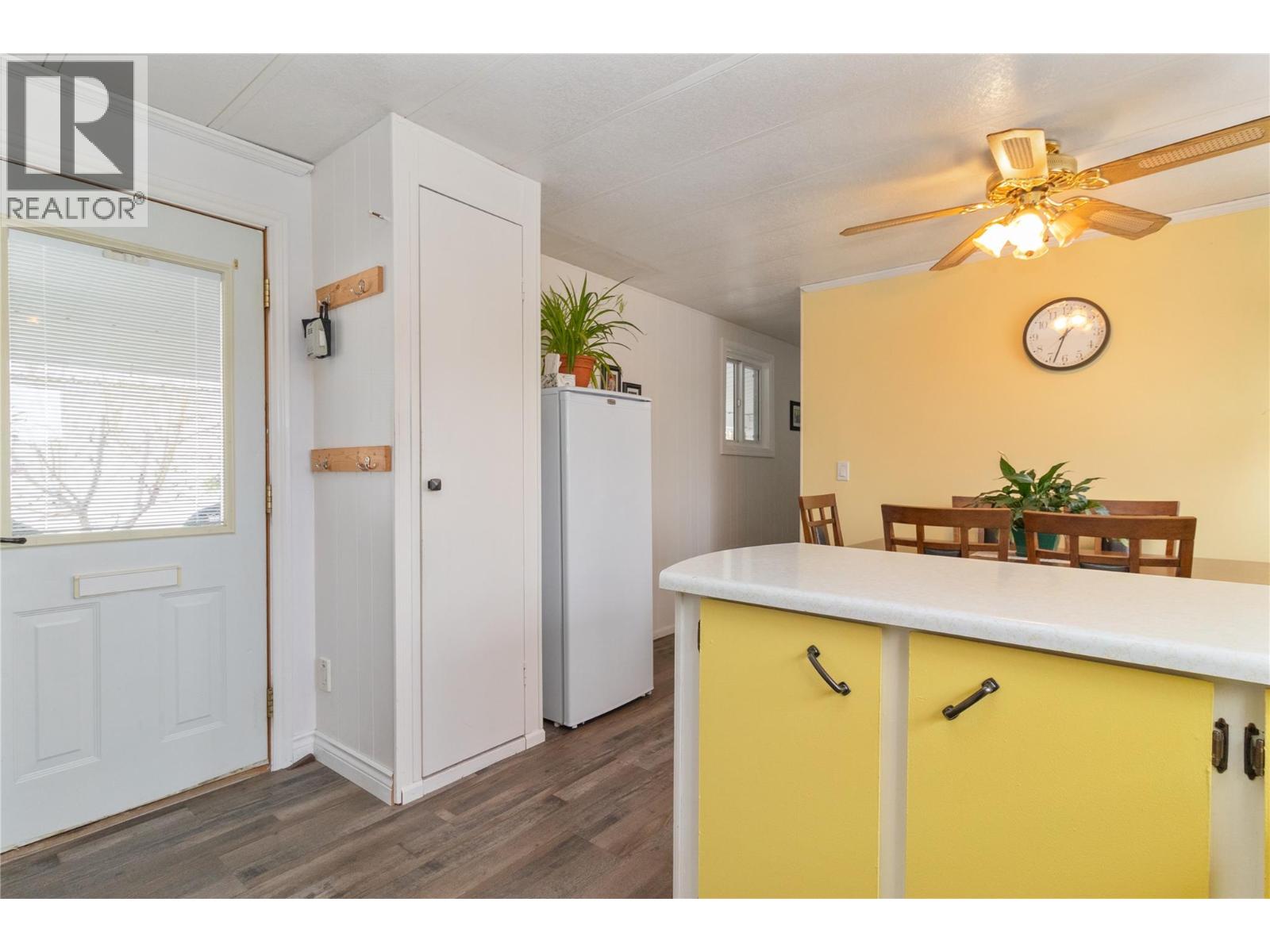 141 3745 Lakeshore Road, Kelowna