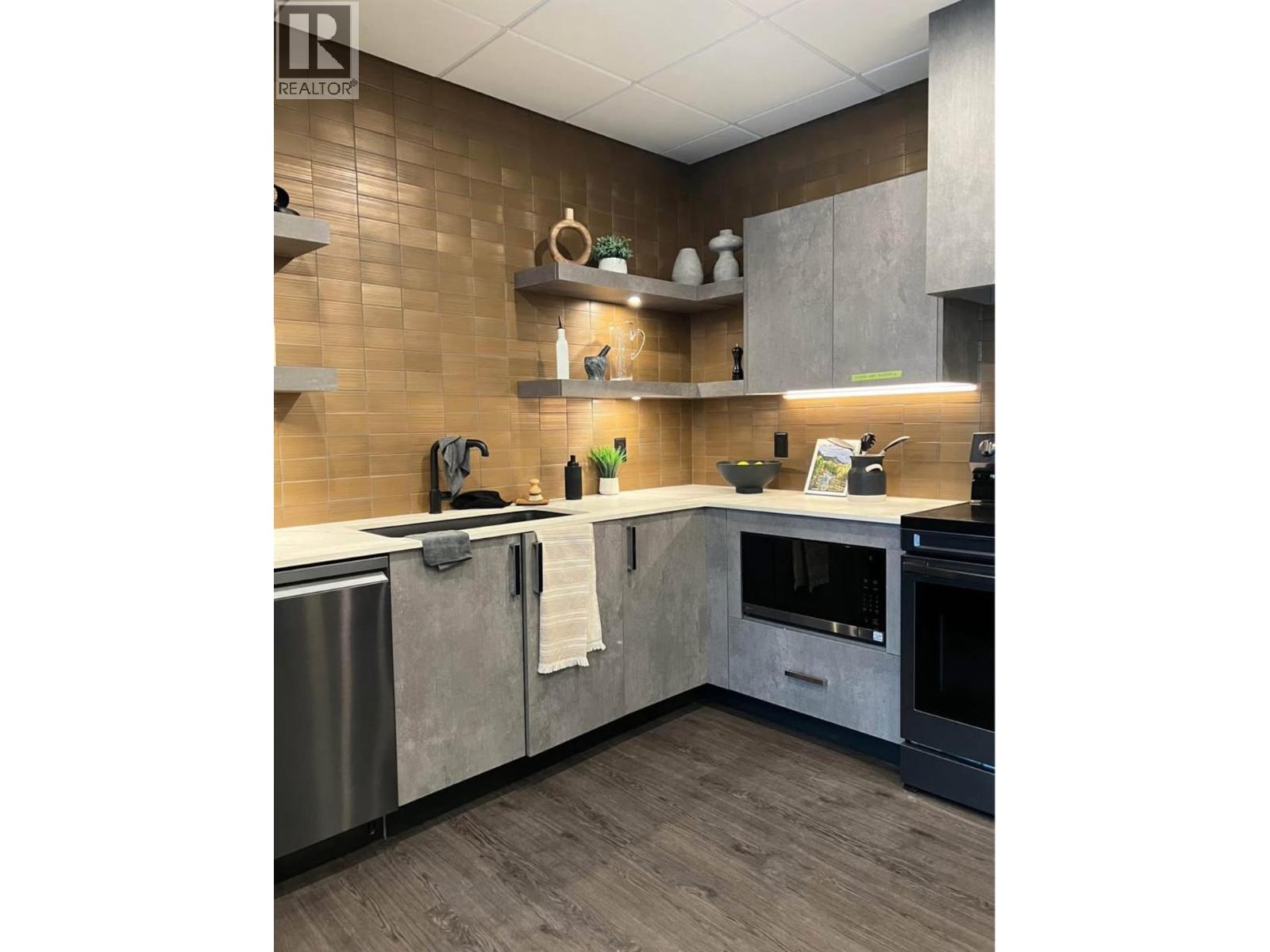 1301 BELAIRE Avenue Unit# 238, Kelowna