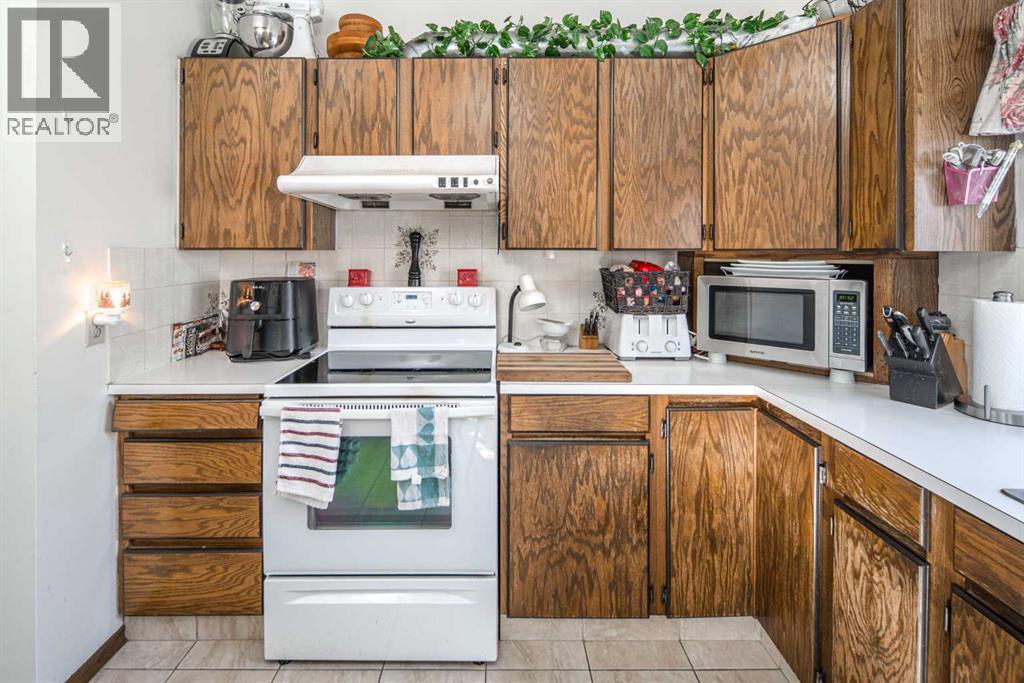 4012 Varsity Drive NW, Calgary, Alberta