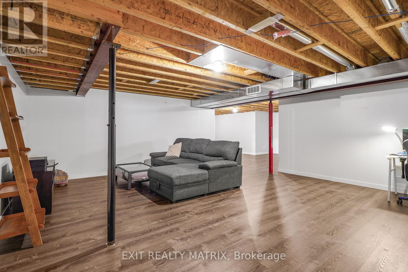 128 LYON STREET — photo 25