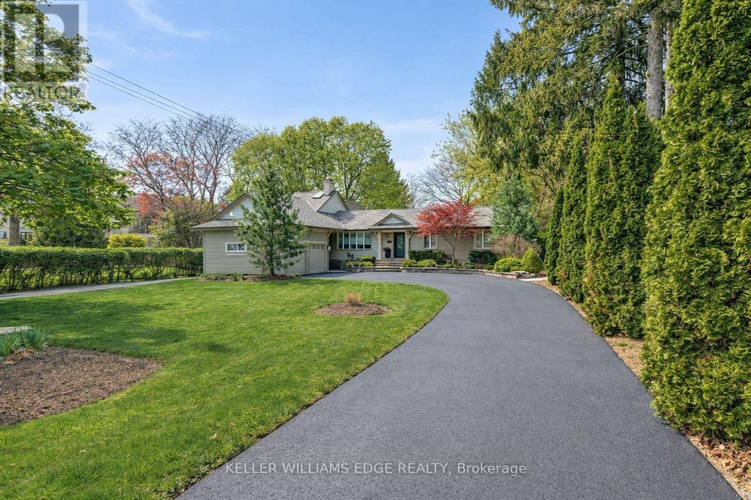 4391 LAKESHORE ROAD - 3