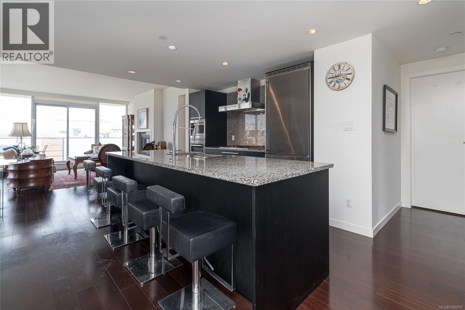 #707 708 BURDETT AVE - 10