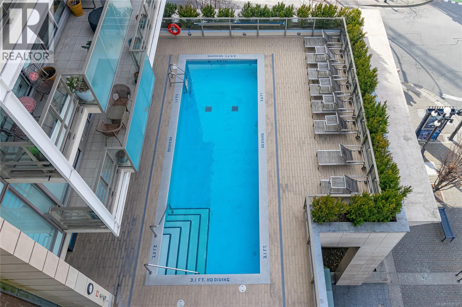 #707 708 BURDETT AVE - 23