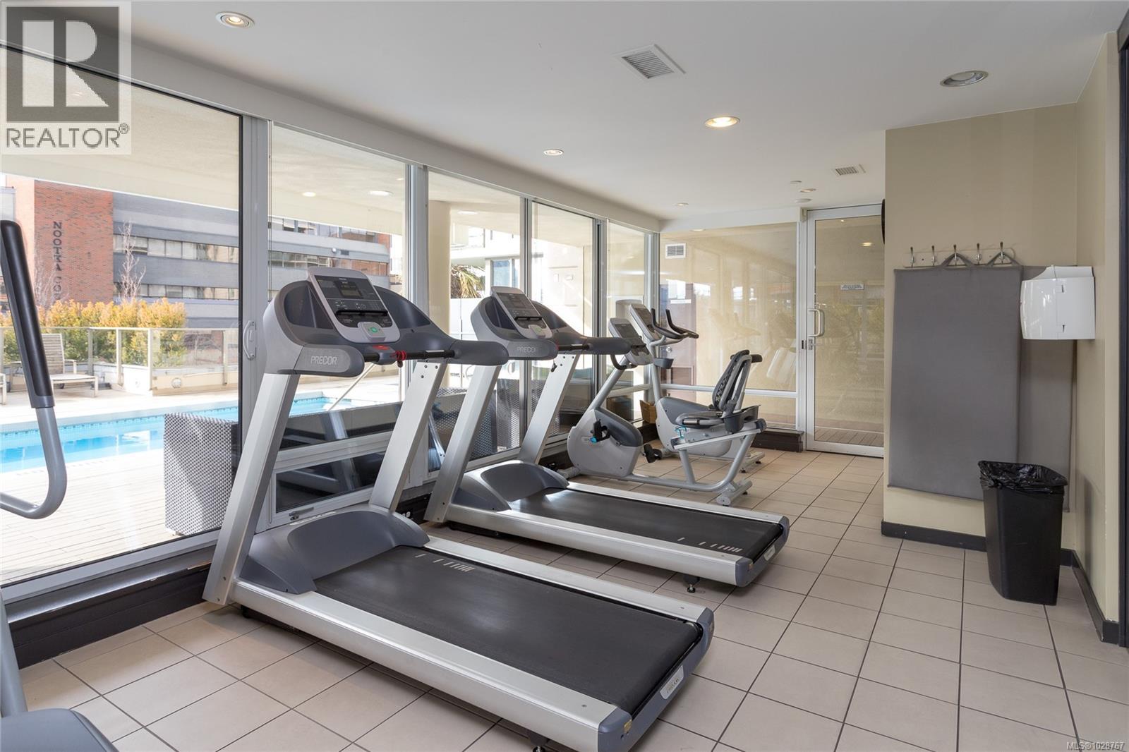 #707 708 BURDETT AVE - 30