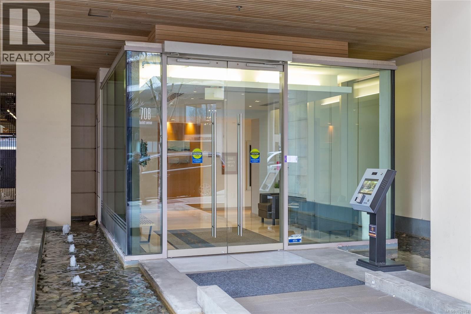 #707 708 BURDETT AVE - 34