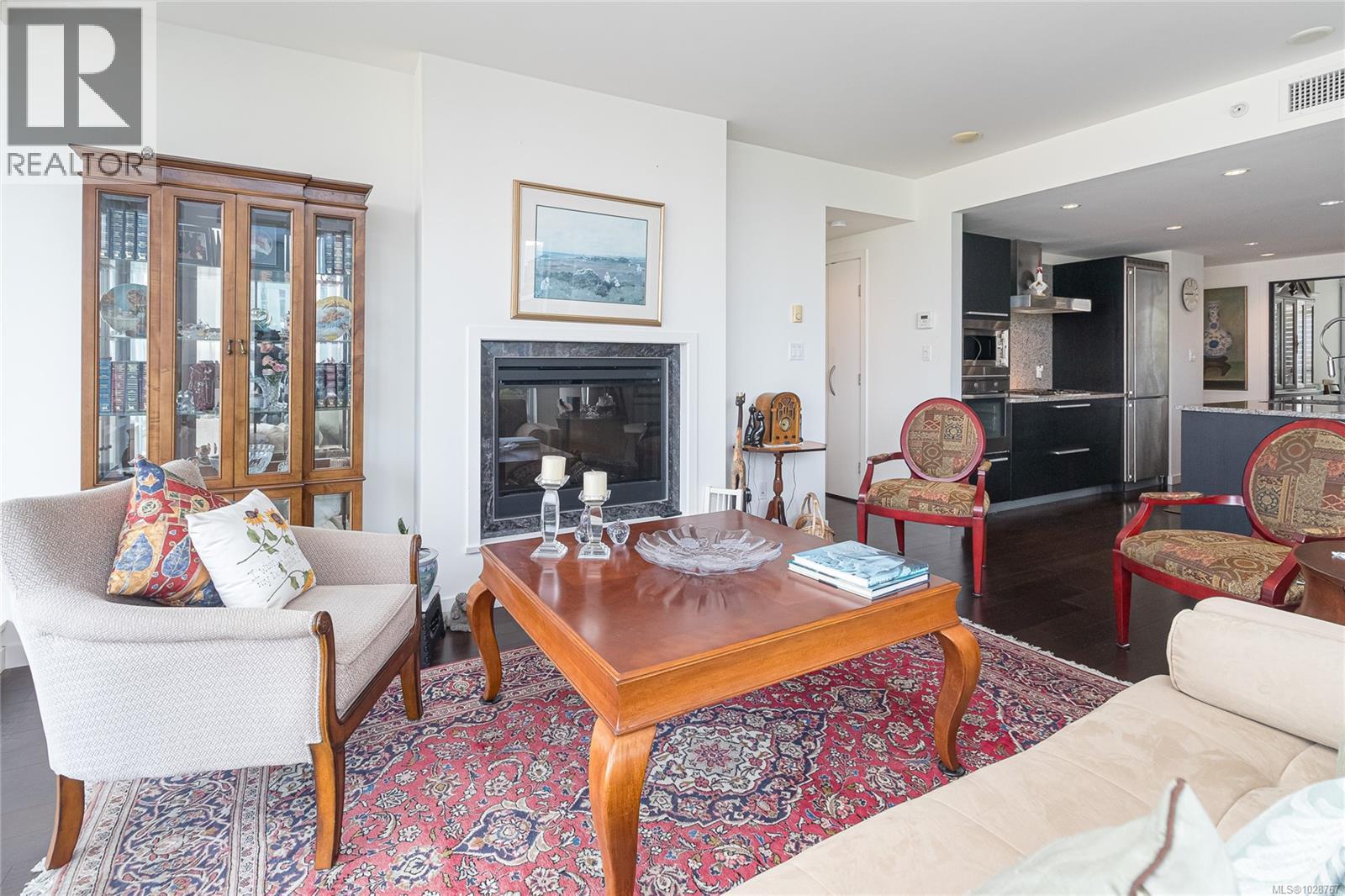 #707 708 BURDETT AVE - 5