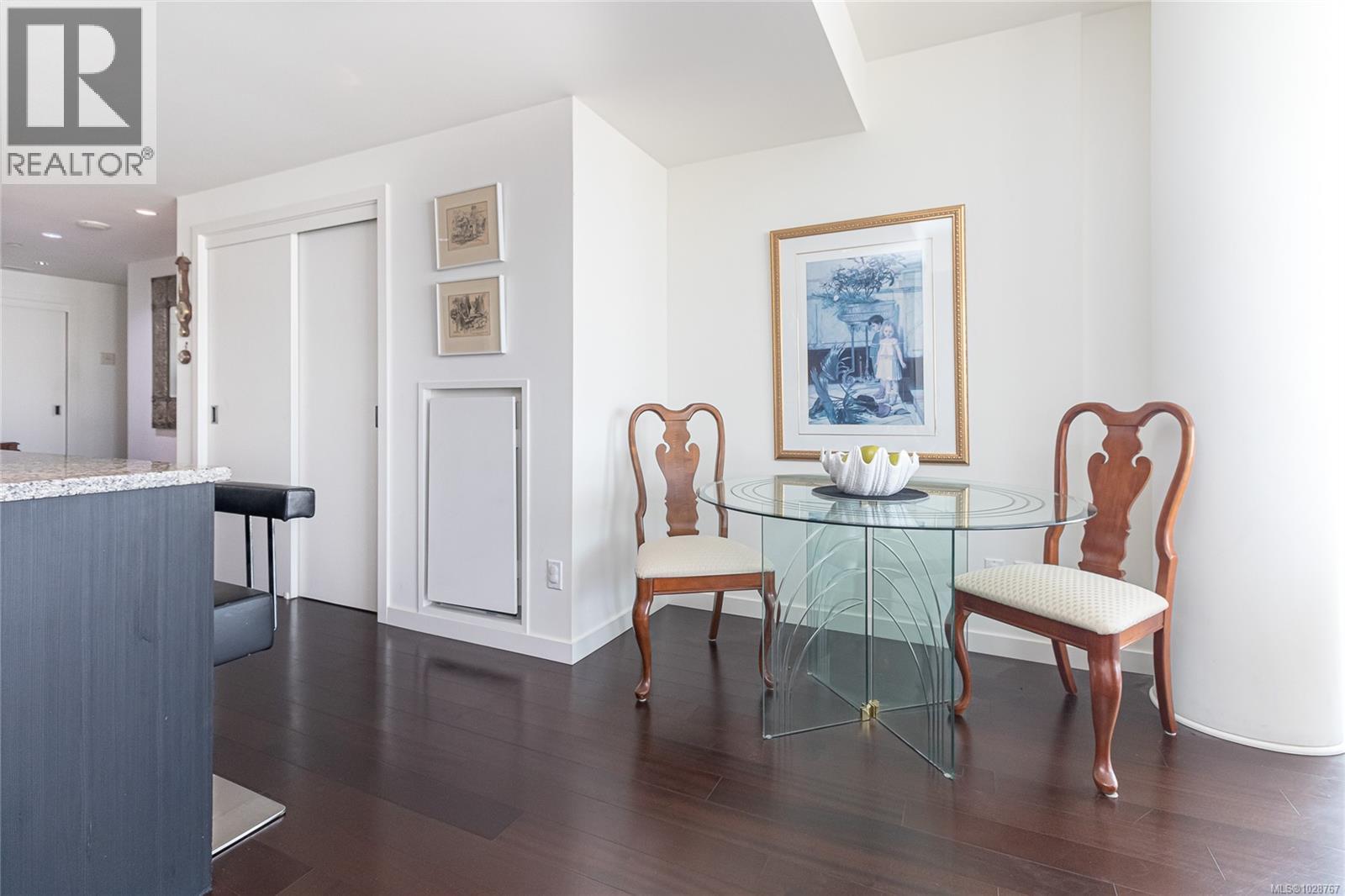 #707 708 BURDETT AVE - 6