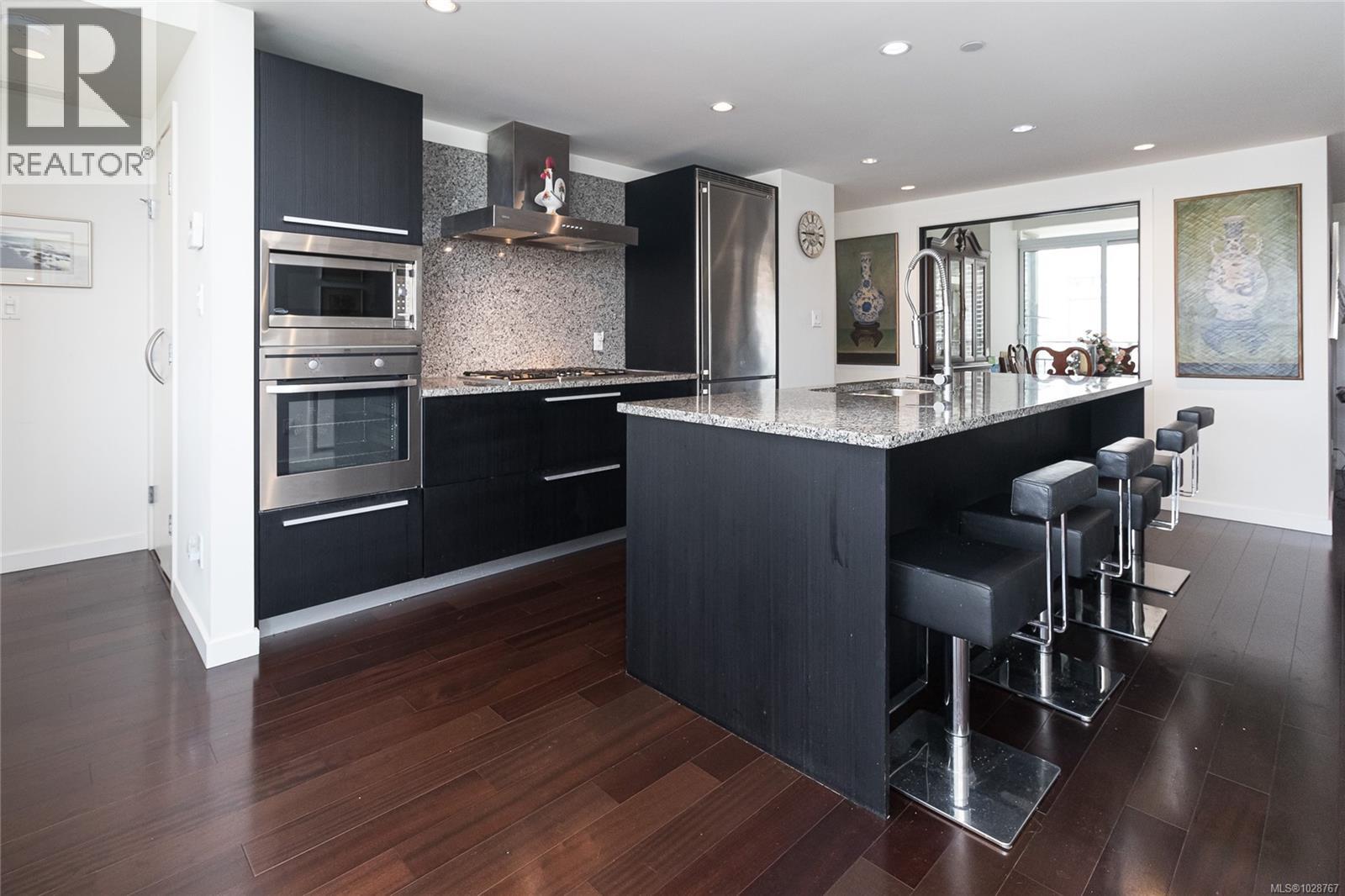 #707 708 BURDETT AVE - 8