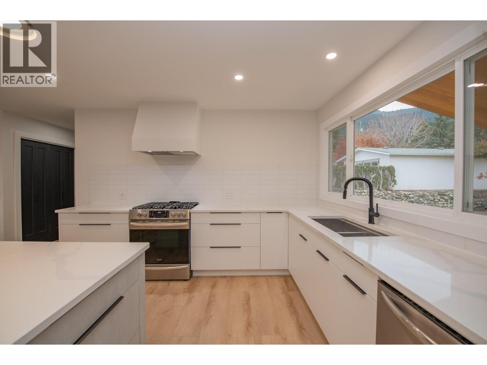 5144 Haynes Road, Vernon