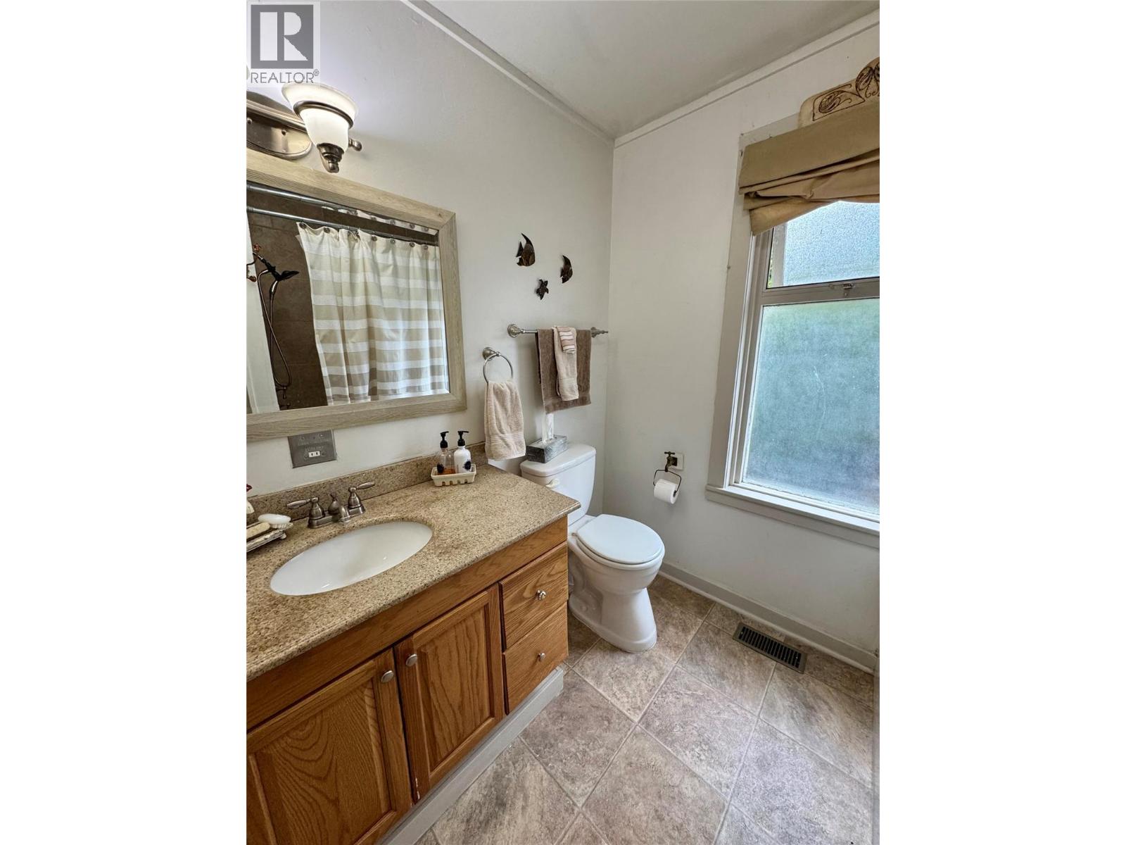 1782 Nicola Avenue, Merritt