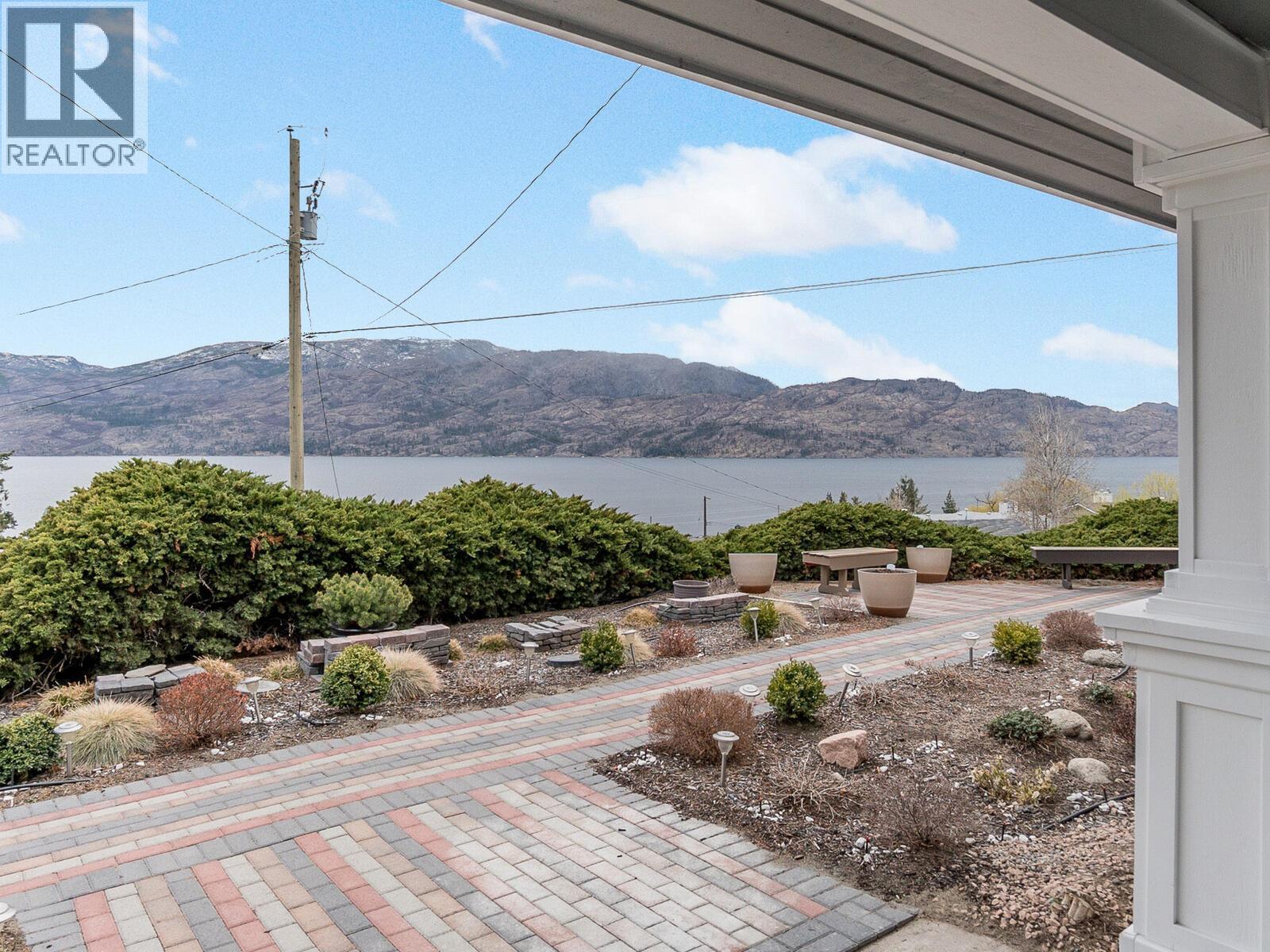 3745 Shaw Road, Peachland