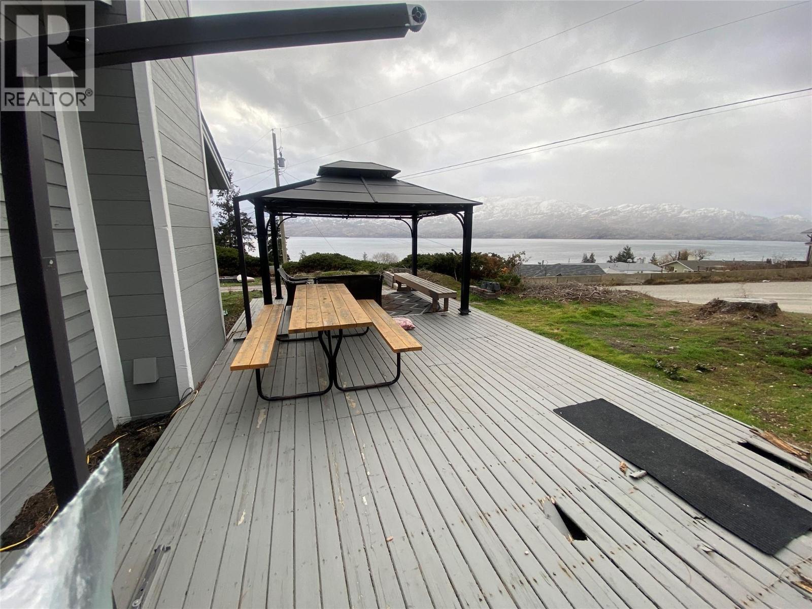 3745 Shaw Road, Peachland