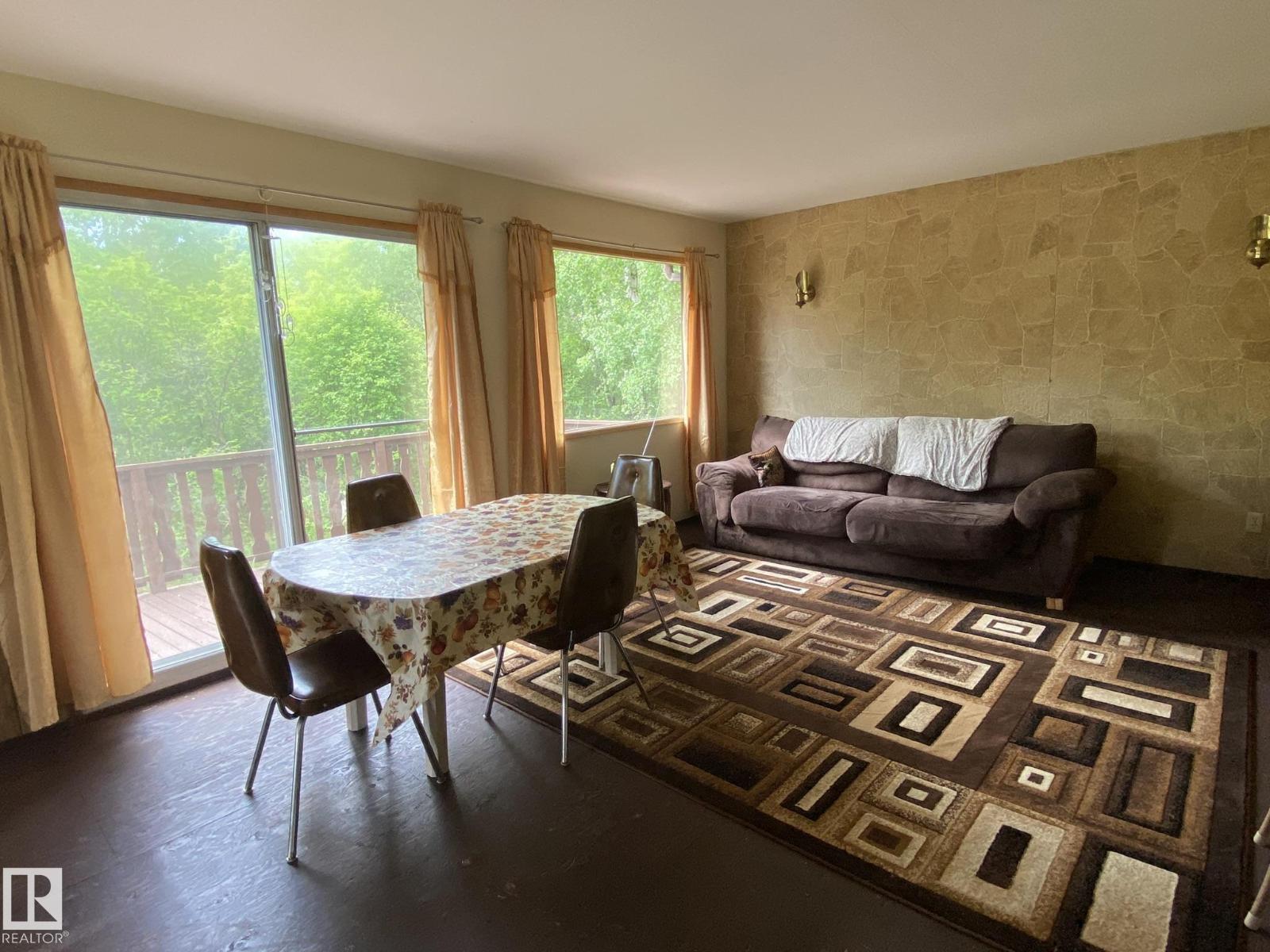 
          19042 Victoria Trail
            <br/>
            <span>Rural Smoky Lake County</span>
            , 
            <span>AB</span>
             <span>T0A3C0</span>
         - Photo 27