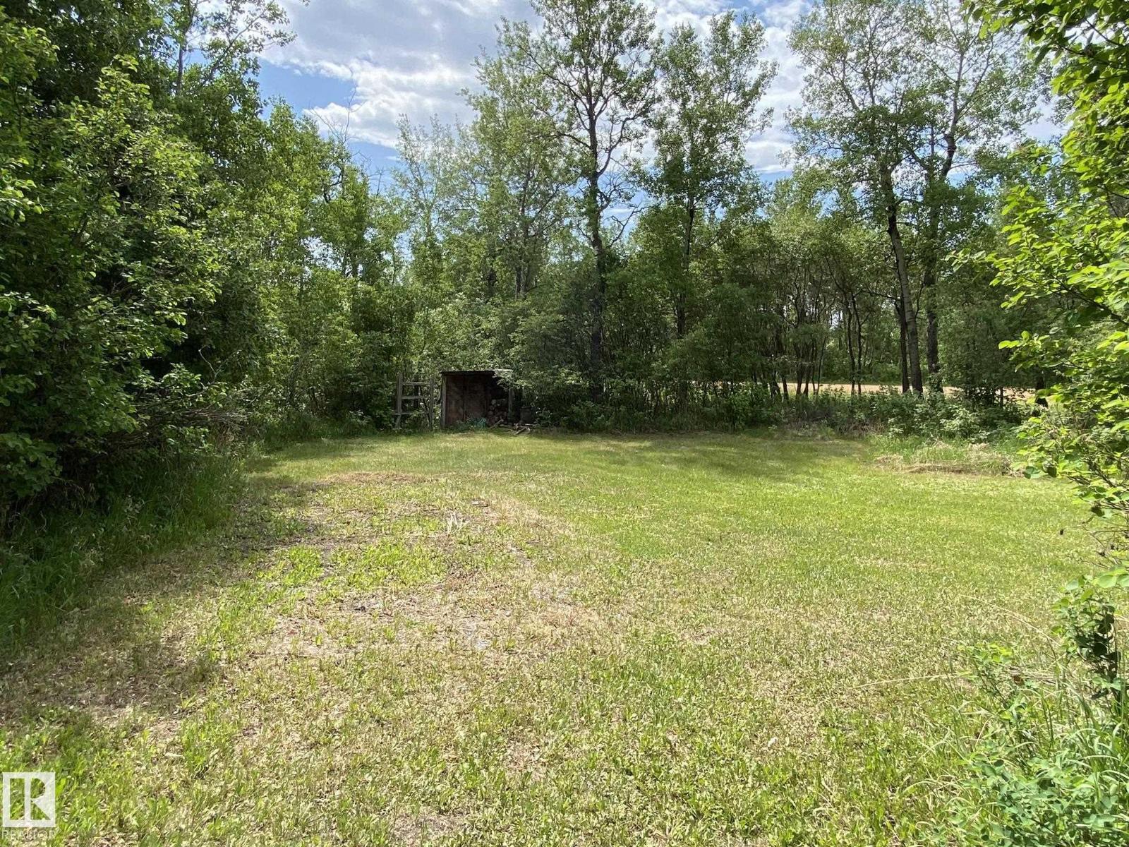 
          19042 Victoria Trail
            <br/>
            <span>Rural Smoky Lake County</span>
            , 
            <span>AB</span>
             <span>T0A3C0</span>
         - Photo 31