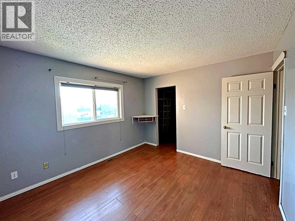 400 Silin Forest Road, Fort McMurray