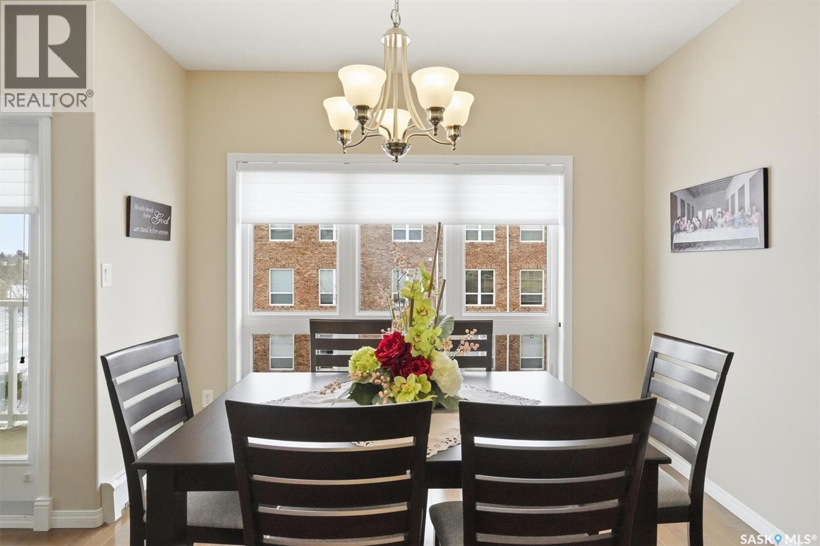 Single Family House Low rise for Sale in   Heritage VIEW Saskatoon 