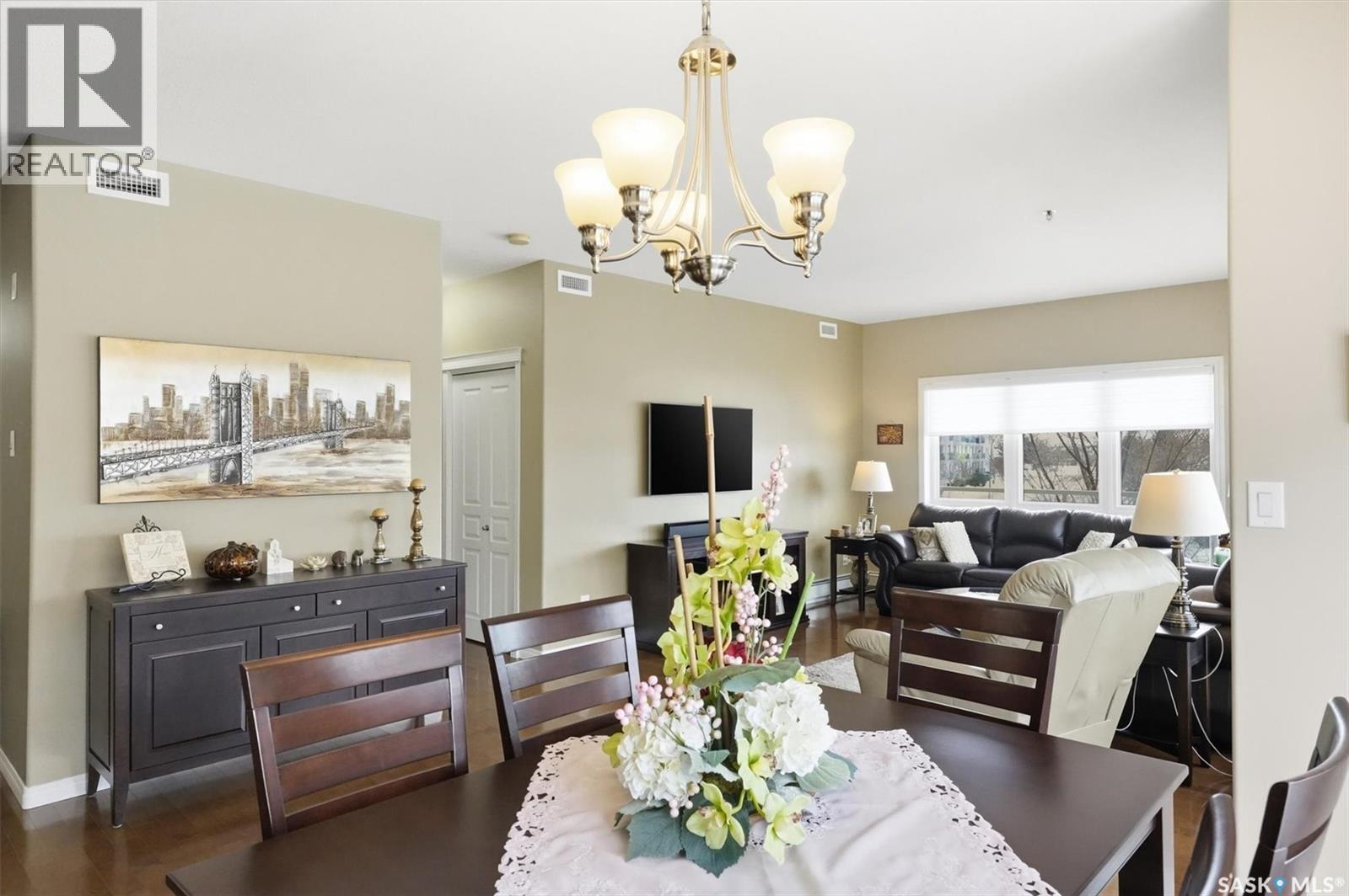 Single Family House Low rise for Sale in   Heritage VIEW Saskatoon 