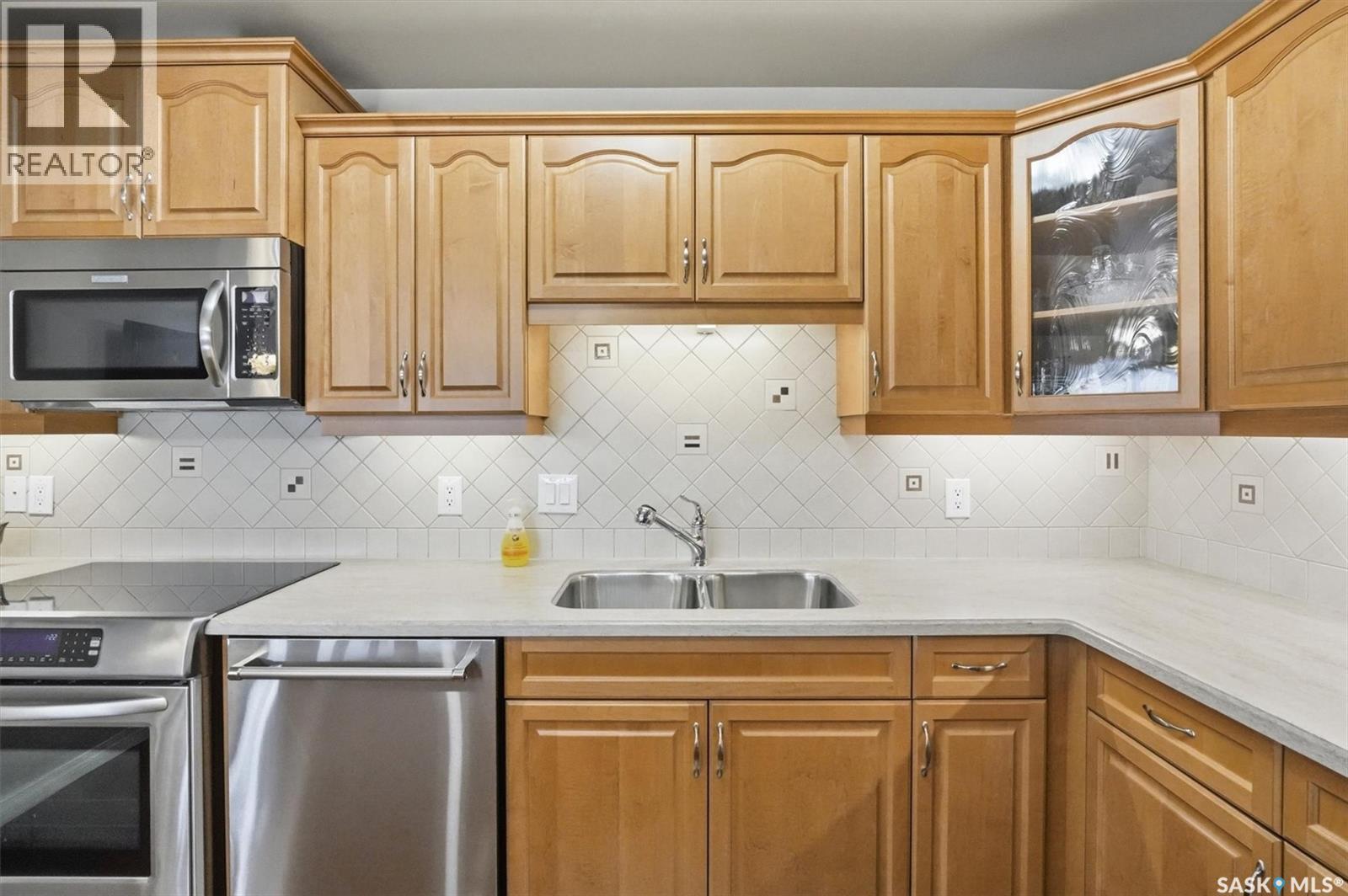 Single Family House Low rise for Sale in   Heritage VIEW Saskatoon 