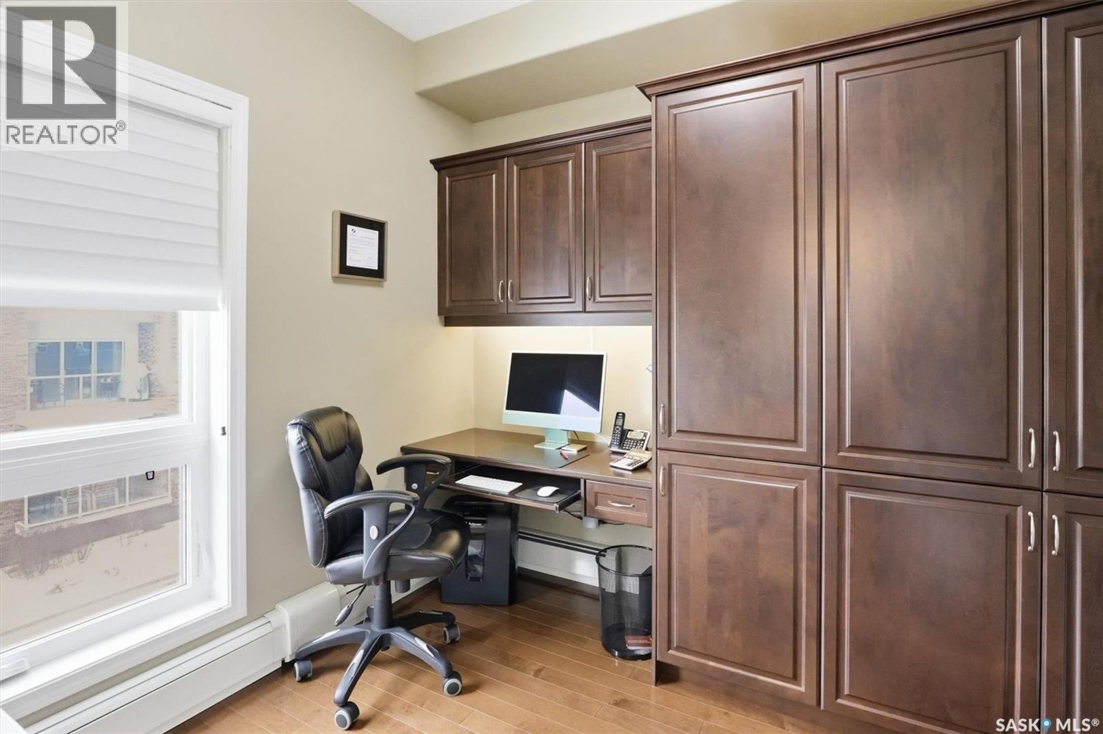 Single Family House Low rise for Sale in   Heritage VIEW Saskatoon 