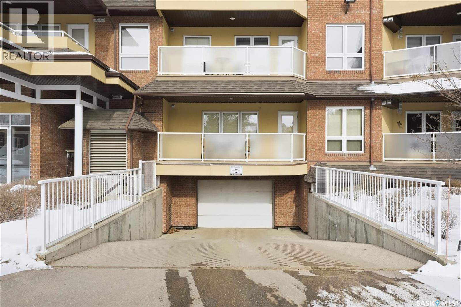 Single Family House Low rise for Sale in   Heritage VIEW Saskatoon 