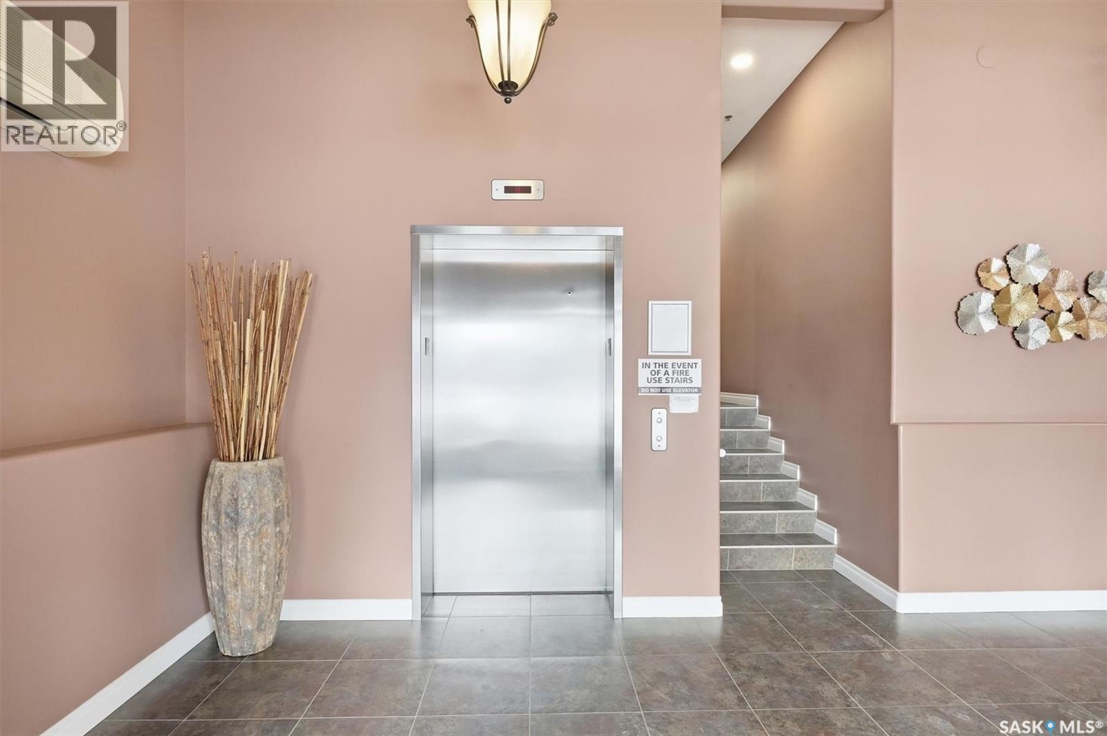 Single Family House Low rise for Sale in   Heritage VIEW Saskatoon 