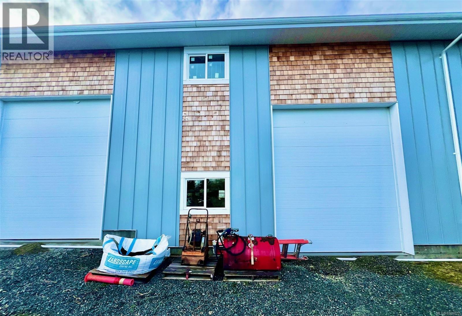 104 1748 Alberni Highway - main photo