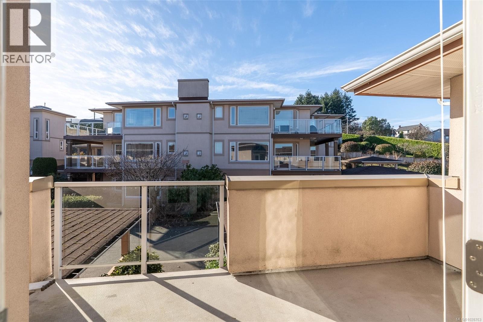 #12 100 GIFFORD RD - 9