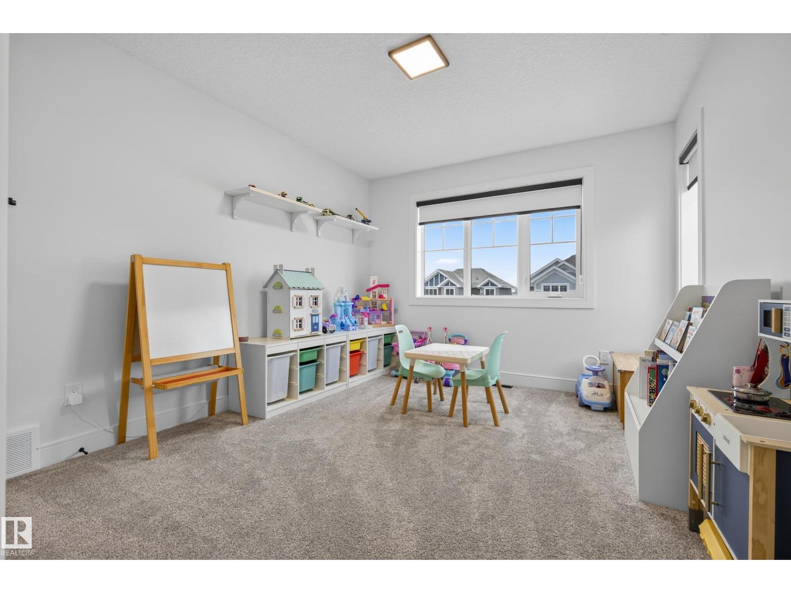 4470 SUZANNA CR SW, Edmonton