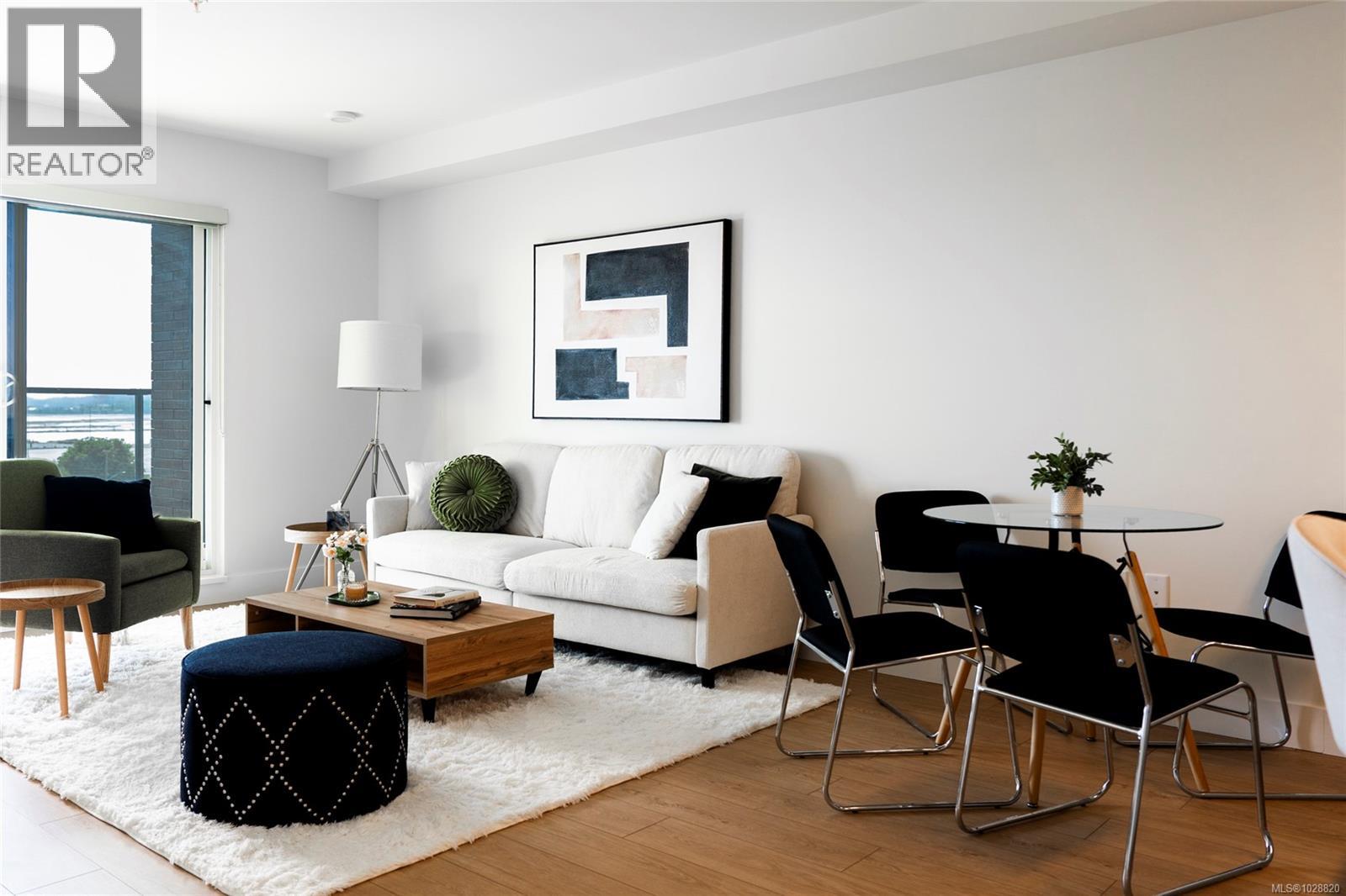#304 45 Haliburton St - 29
