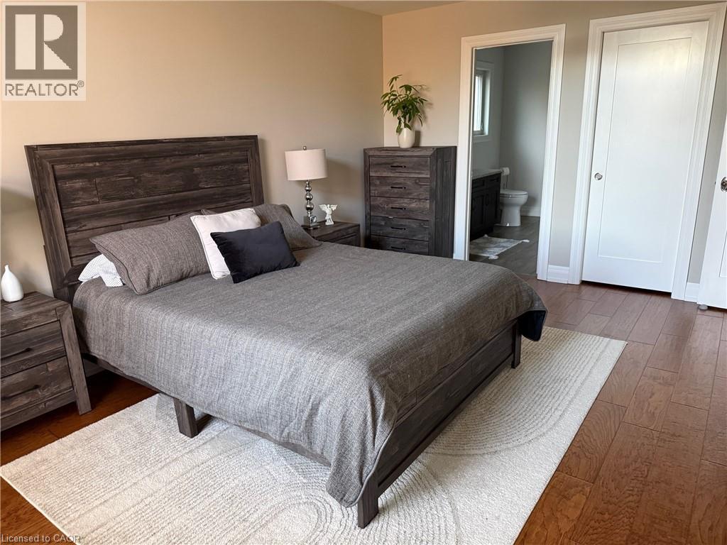 211 TOLLGATE DRIVE - 36