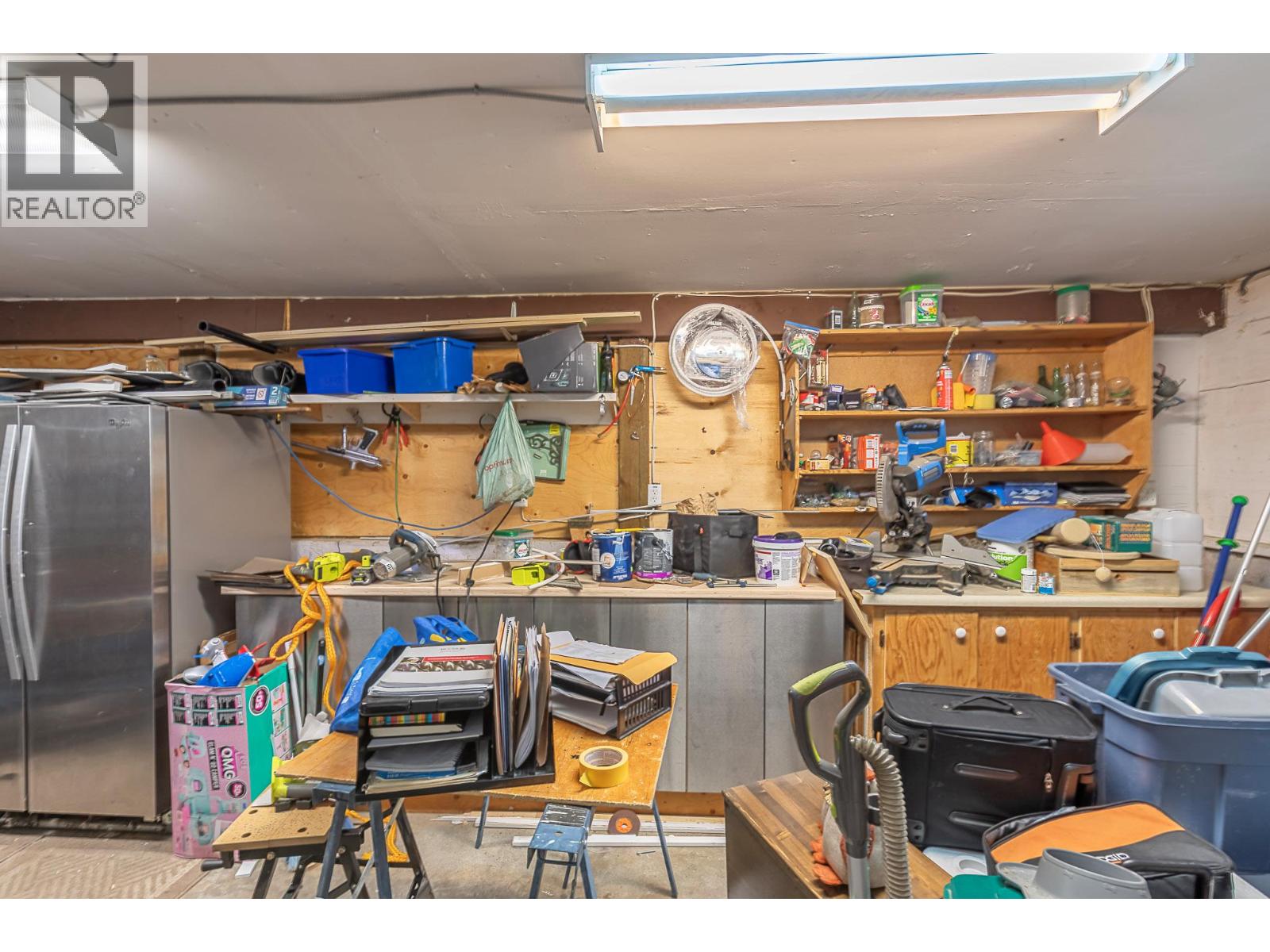 3735 Patten Crescent, Armstrong