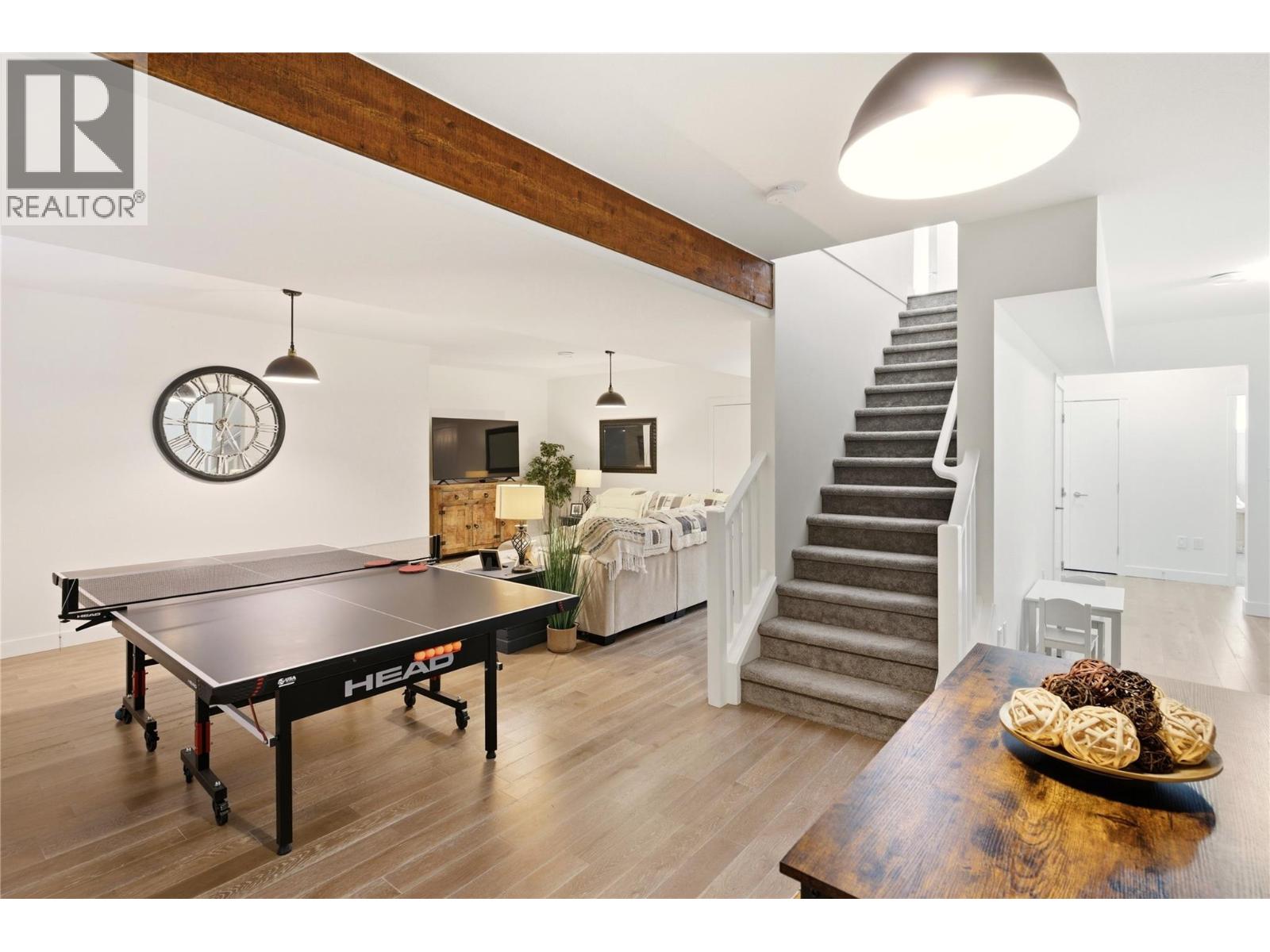  2110 Lawrence Avenue, Penticton