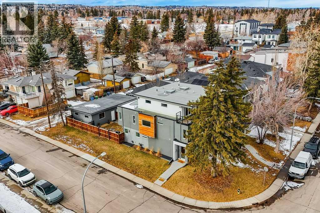 Single Family House for Sale in   Avenue SW Glenbrook Calgary 