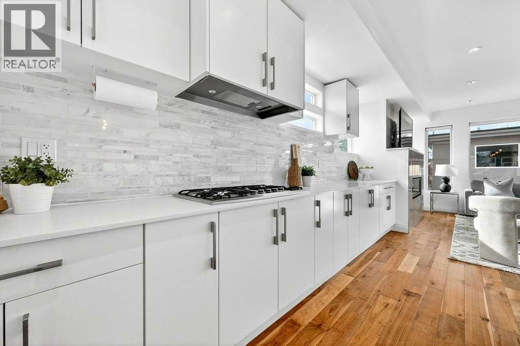 Single Family House for Sale in   Avenue SW Glenbrook Calgary 