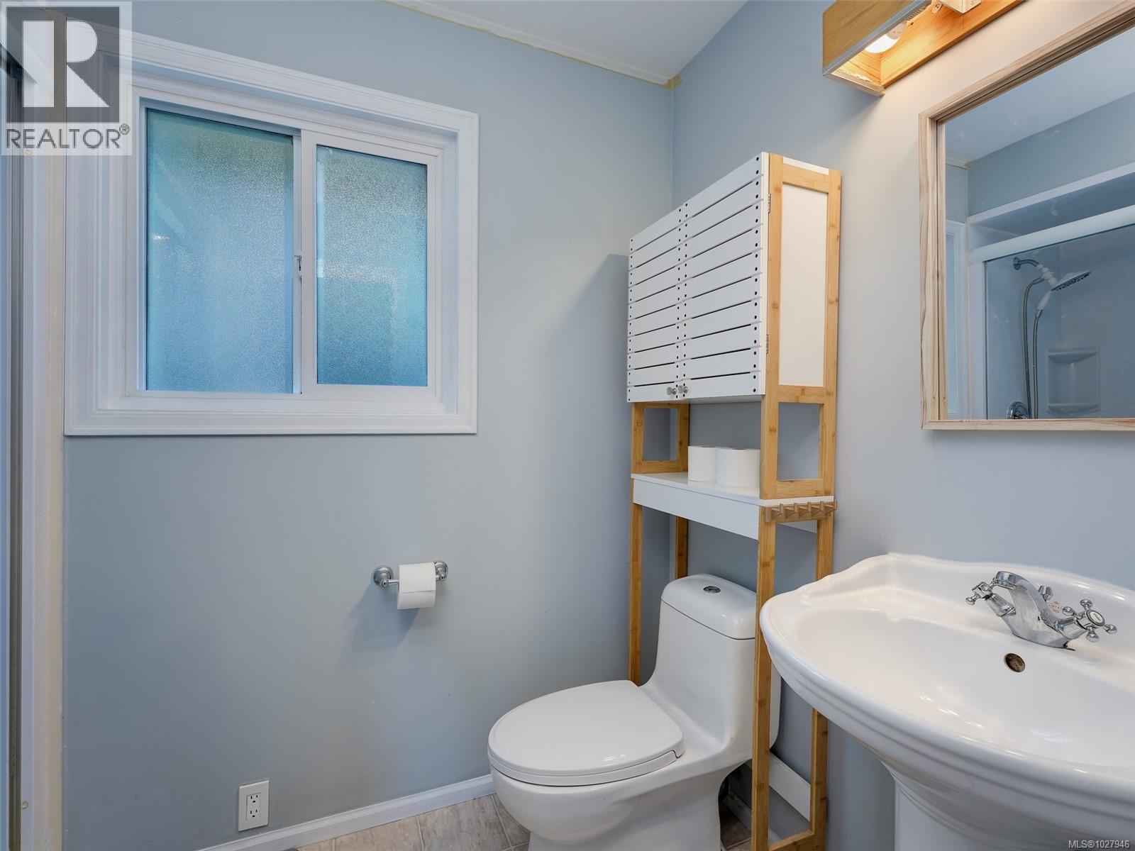  6740 Amwell Drive, Central Saanich